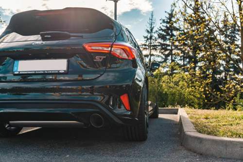 Focus ST.jpg