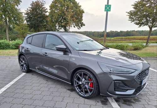 Focus ST X