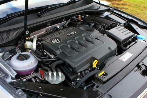 VW_Passat_Saloon_300115(43).jpg