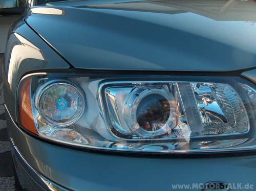 Aktiver-bi-xenon-scheinwerfer-v70-my2007