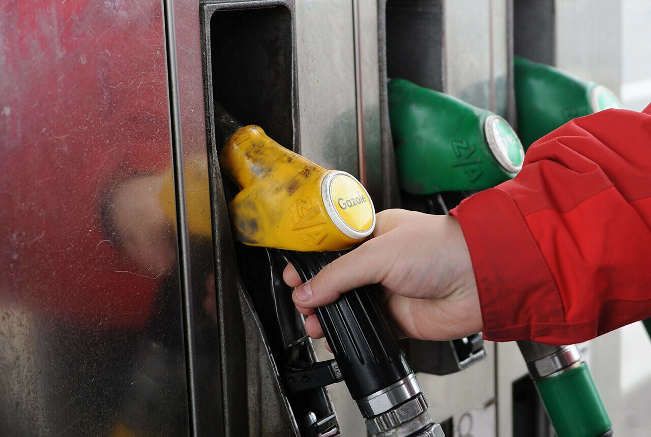 An französischen Tankstellen werden stetig weniger Neuwagen mit Diesel betankt