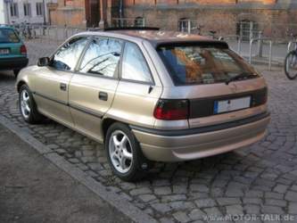 Astra hinten