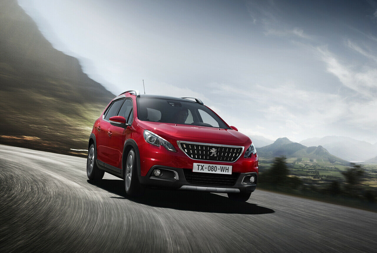 Im April 2013 wurden die ersten Peugeot 2008 ausgeliefert. Drei Jahre danach stellt der Hersteller das Facelift-Modell vor
