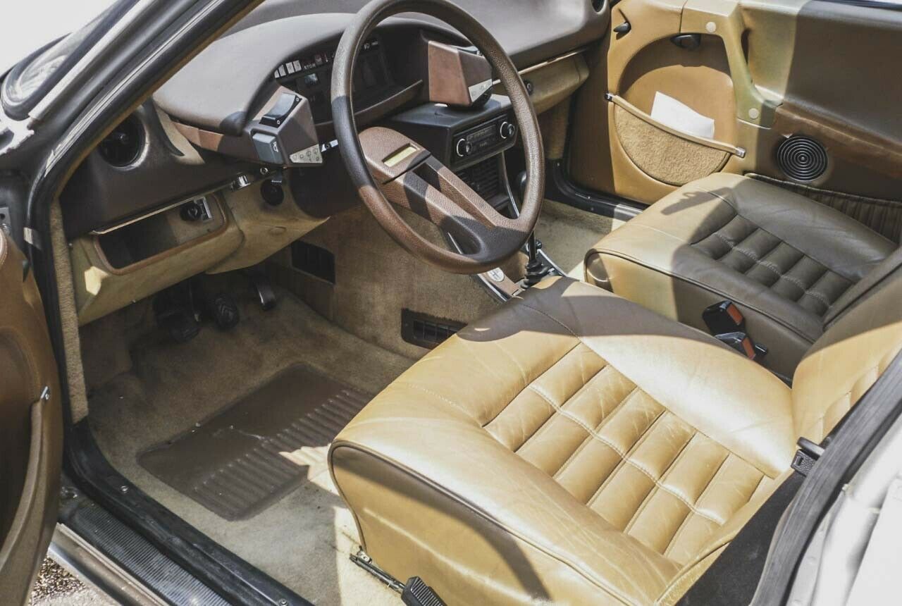 Der auf mobile.de angebotene Citroën CX Pallas von 1978 kostet 5.500 Euro
