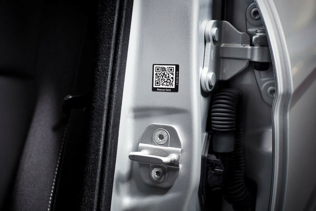 Für Modelle bis 1990: Rettungskarte per QR-Code