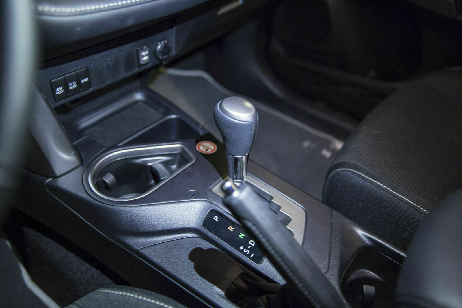 Toyota RAV4 - Innenraum