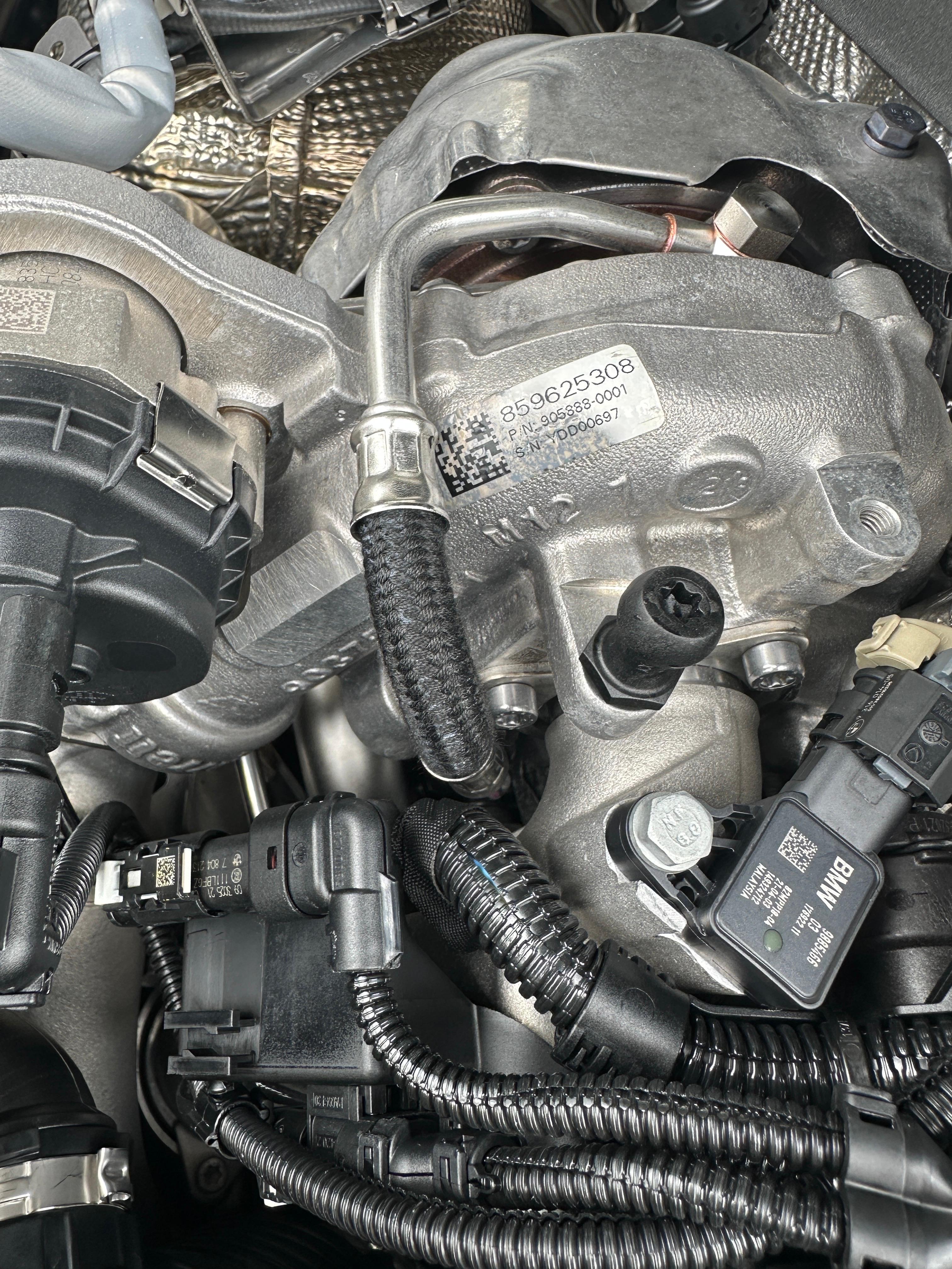 G 31 540d LCI Öldruckleitung zu den Turbos undicht