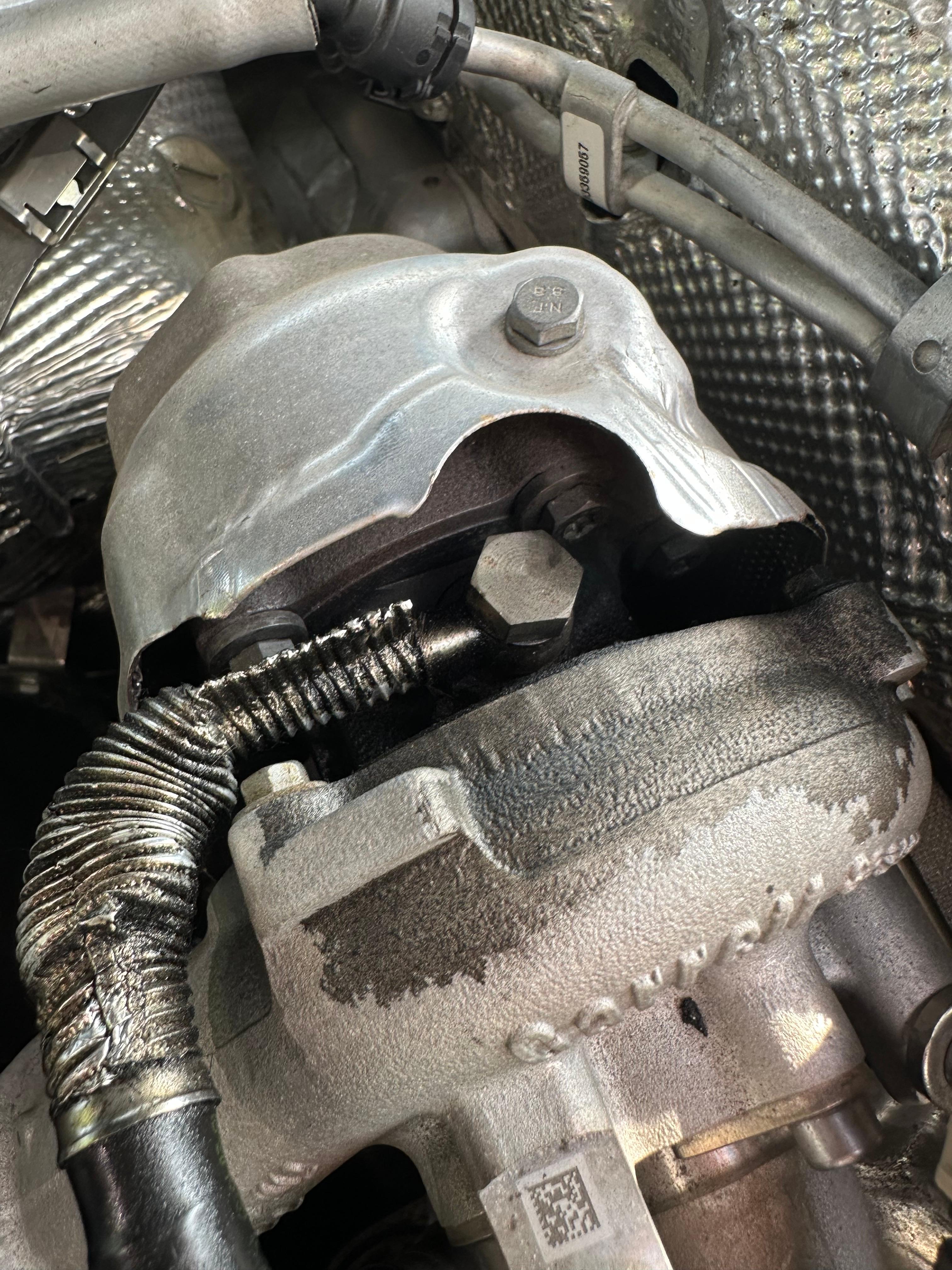 G 31 540d LCI Öldruckleitung zu den Turbos undicht