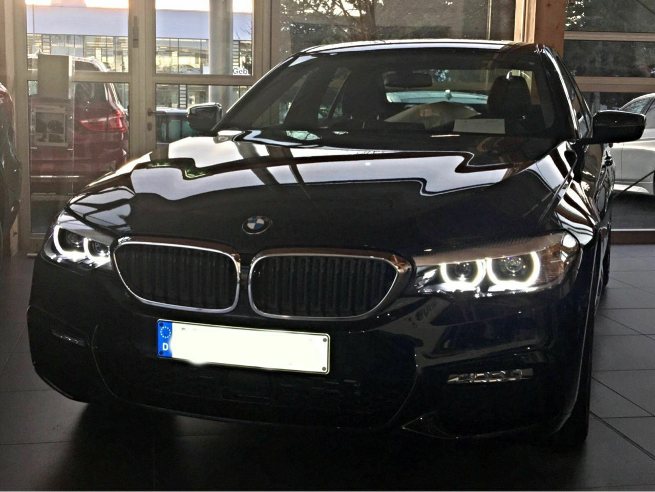 G30 ab 11. Feb. in den Showrooms - Fotos & Eindrücke