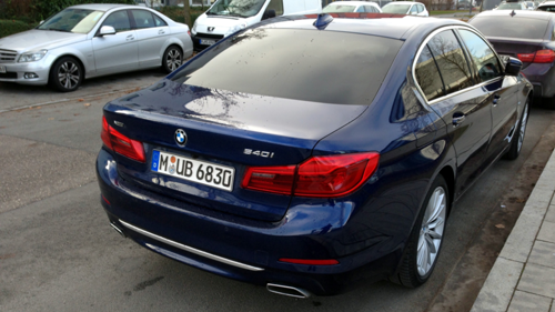 BMW G30 540i