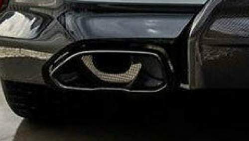Originale M240i Auspuffblende