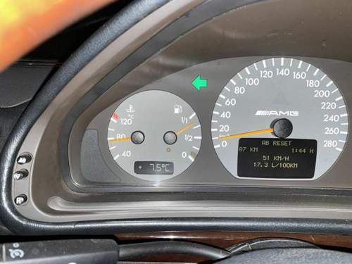 KI Tankanzeige bei vollem Tank