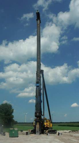 Ramme-pfahlgruendung-fuer-windkraftanlage