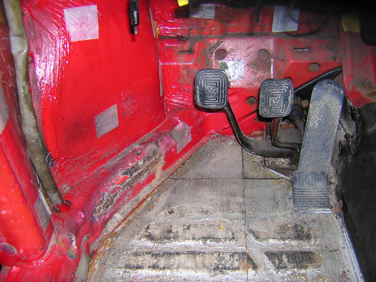 Gaspedal: Metall oder Kunststoff? (Wann und warum?)