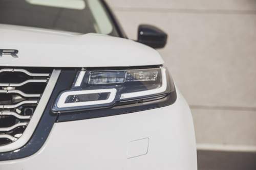 Grober Fehler: Das automatische Fernlicht blendete vorausfahrende Autos mit unbeabsichtigten Lichthupen