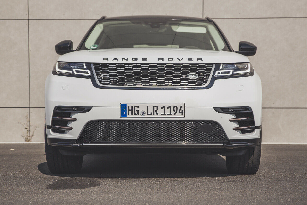 Die Velar-Front ist wuchtig. Dahinter arbeiten in den meisten Fällen Vierzylinder
