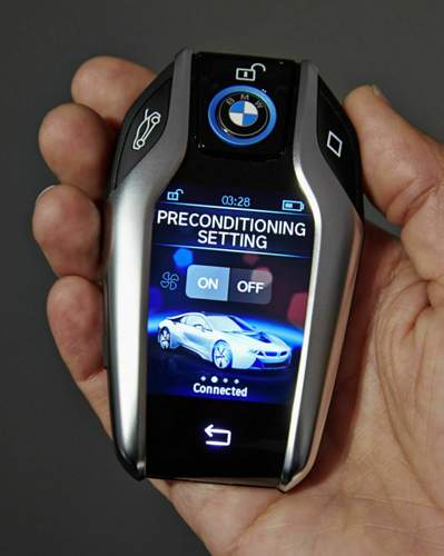 Ab Herbst wird der "Display Key" auf Wunsch für den BMW i8 angeboten
