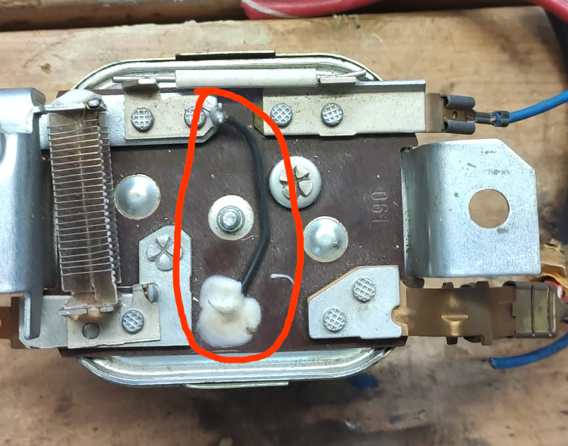 Generatorlampe "pulsiert" - Reger oder Generator (12V Gleichstrom) defekt?