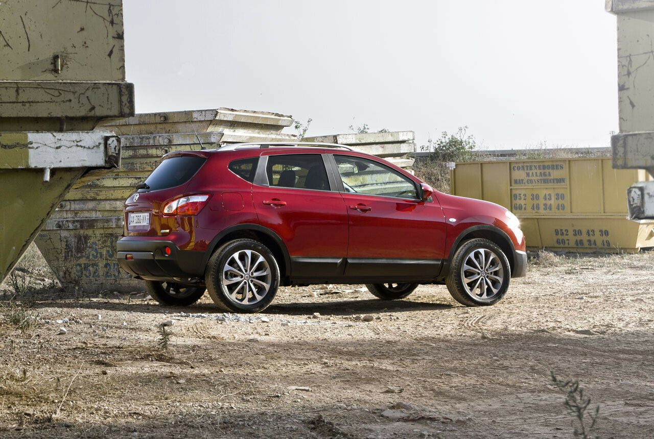 Zum Facelift des Qashqai verbesserten sich Ausstattung und Optik