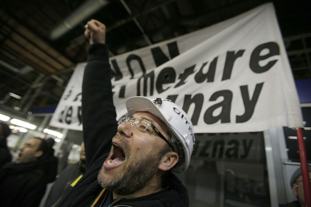 Arbeiter demonstrieren im PSA-Werk in Aulnay-sous-Bois.