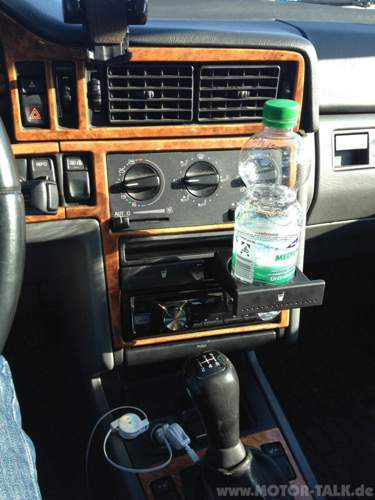 Cupholder DIN-Schacht