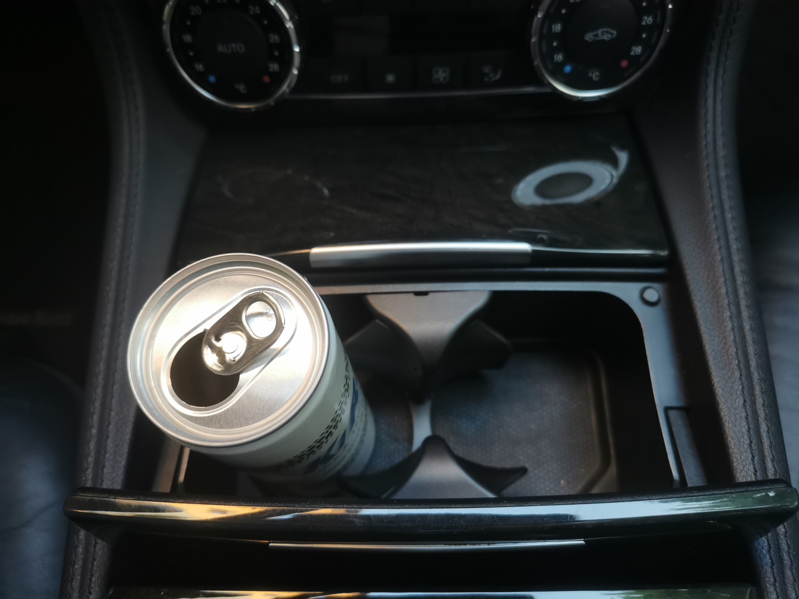 Getränkehalter nachrüsten