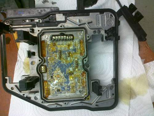 Verölte Platine Mechatronik DSG