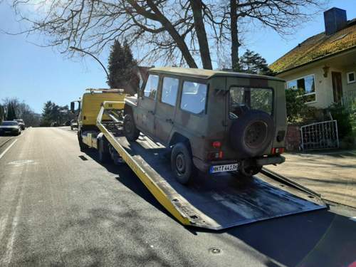 300GD auf dem Absleppwagen