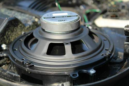 Neuer Lautsprecher mit Adapterring