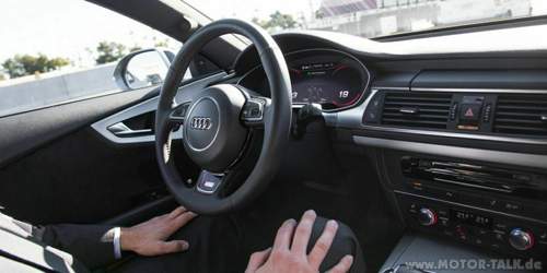 Audi-connect-piloted-driving