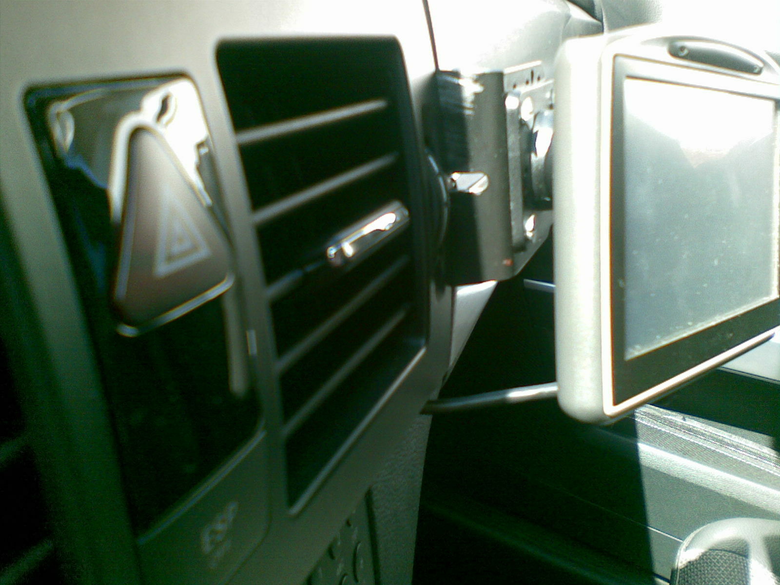 GLK - mobiles NAVI-Einbau (TomTom-Lösung)
