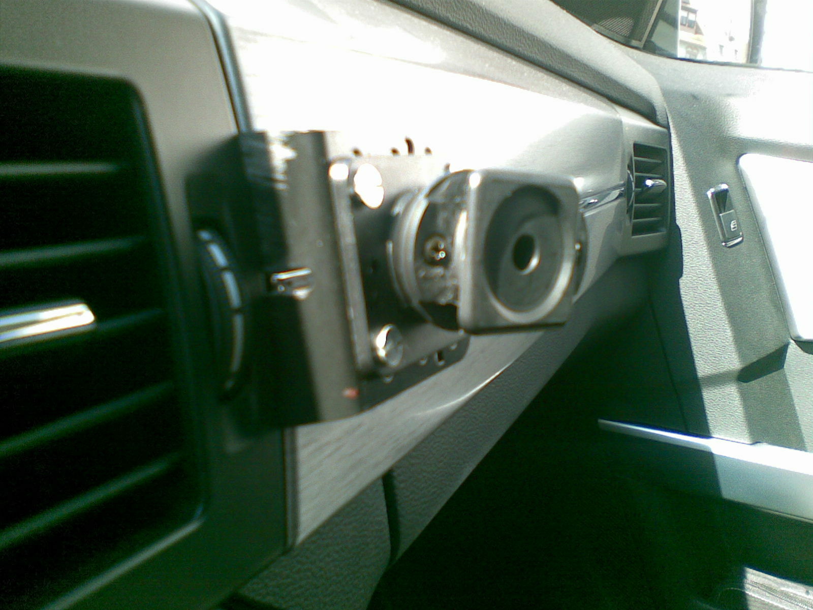 GLK - mobiles NAVI-Einbau (TomTom-Lösung)
