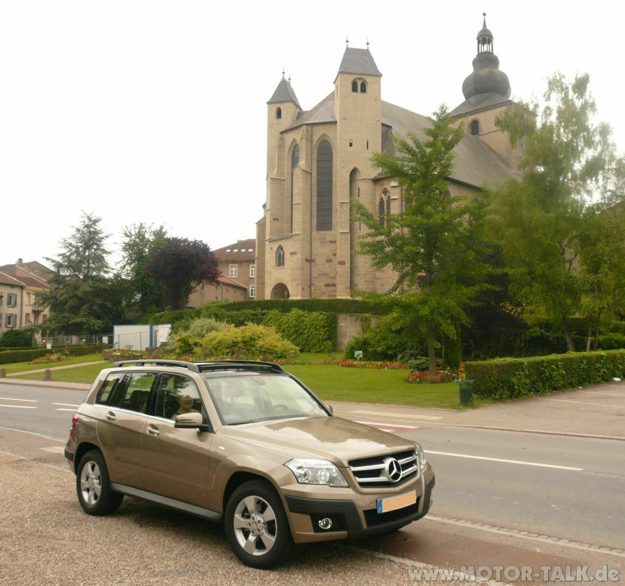 GLK in sanidinbeige wer hat einen?