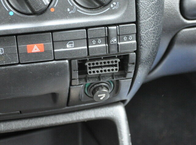 Golf 3 Springt schlecht an und stirbt beim fahren ab