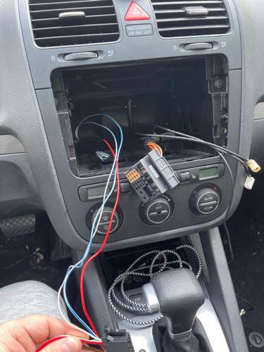 Überbleibsel Blaupunkt Radio und Quadloc