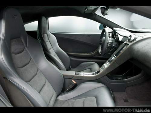 Mp4-12c-innen1