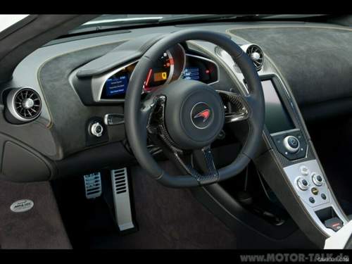 Mp4-12c-innen2