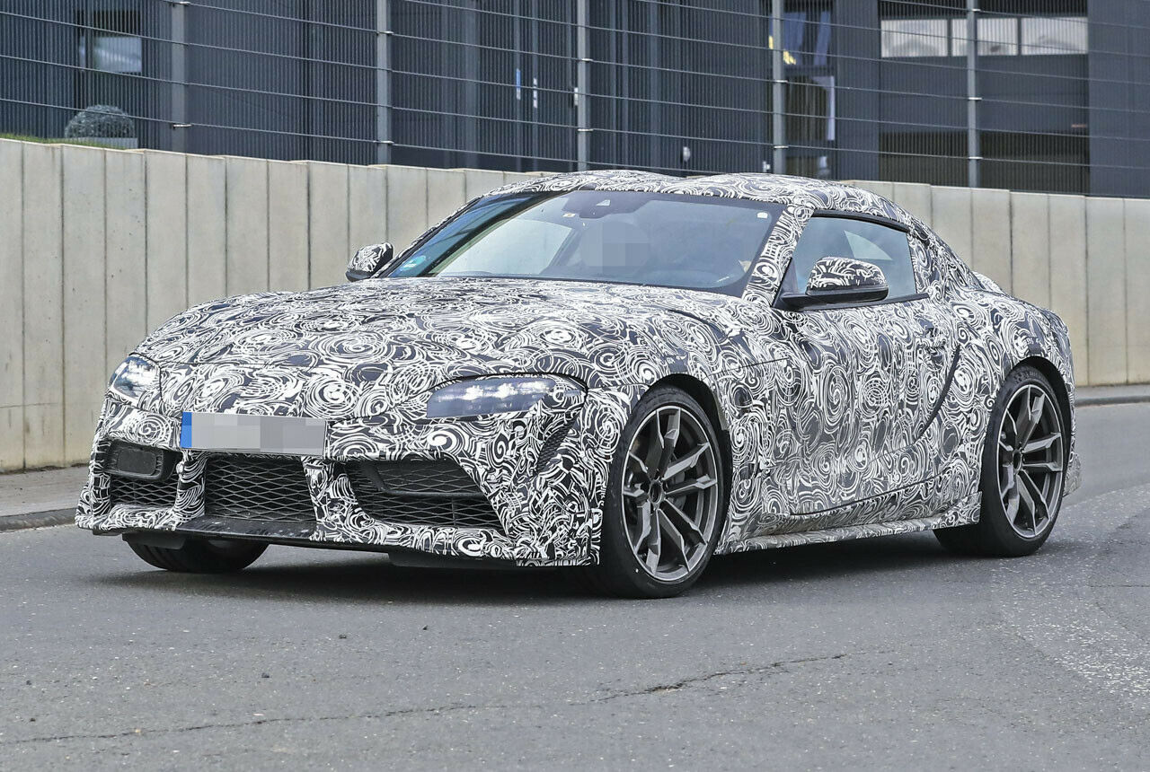 Die Toyota Supra (A90) ist ein technischer Zwilling des BMW Z4 der dritten Generation. Beide Sportwagen entstehen bei Magna in Österreich
