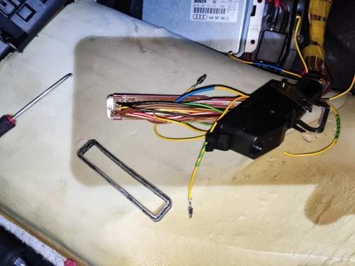 Motorsteuergerät - Stecker