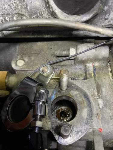 Benzinpumpenfuß 1