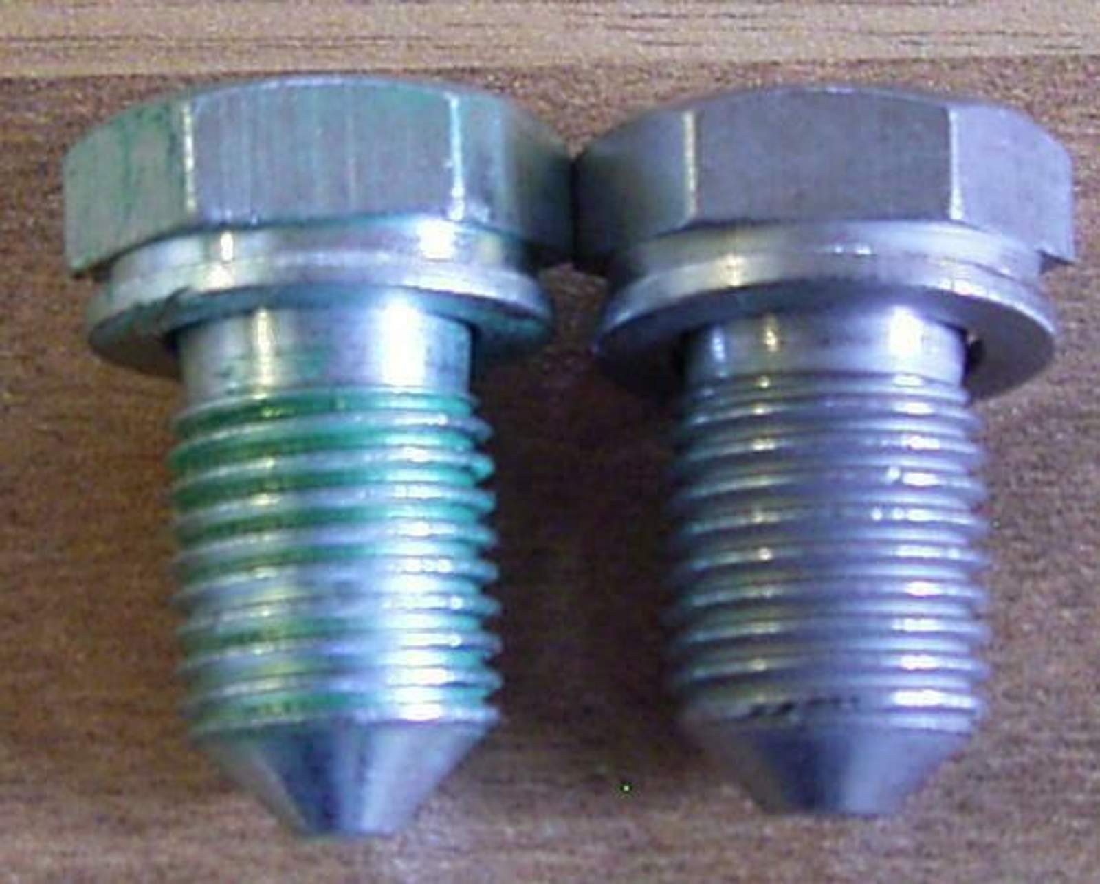 Vroxdrez Ölablassschraube 4-tlg. - Mit Dichtring Kompatibel Mit N90813202