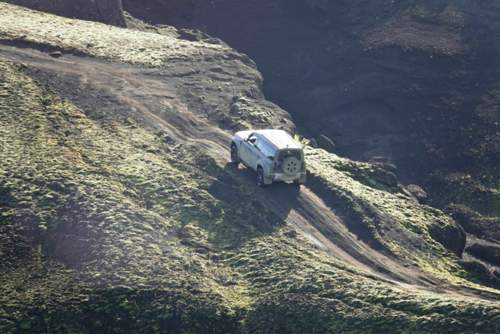 New Defender an steilem Hang