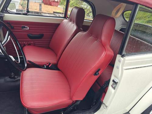 Grabsteine im 1302 Cabrio