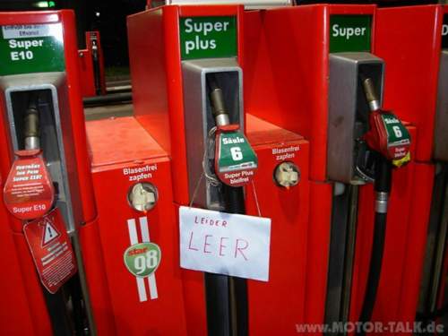 Tankstelle bei Berlin