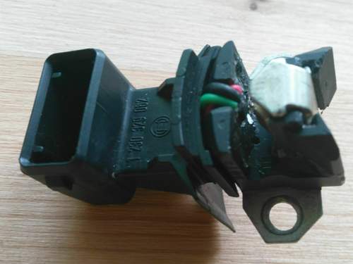 Fertiger Hallsensor