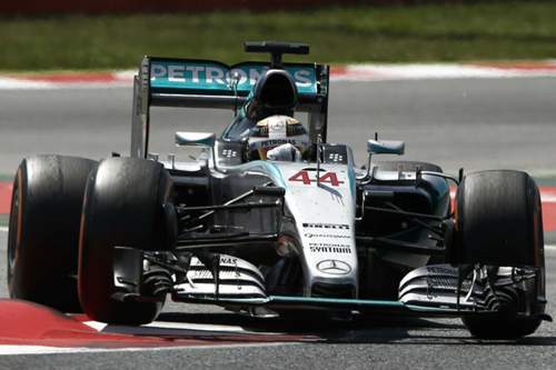 In der Saison 2015 holte Lewis Hamilton bereits drei Rennsiege