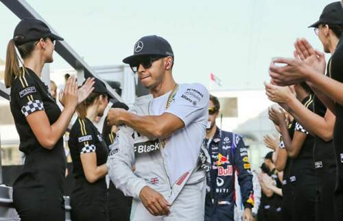 Hamilton vor dem Rennen in Abu Dhabi