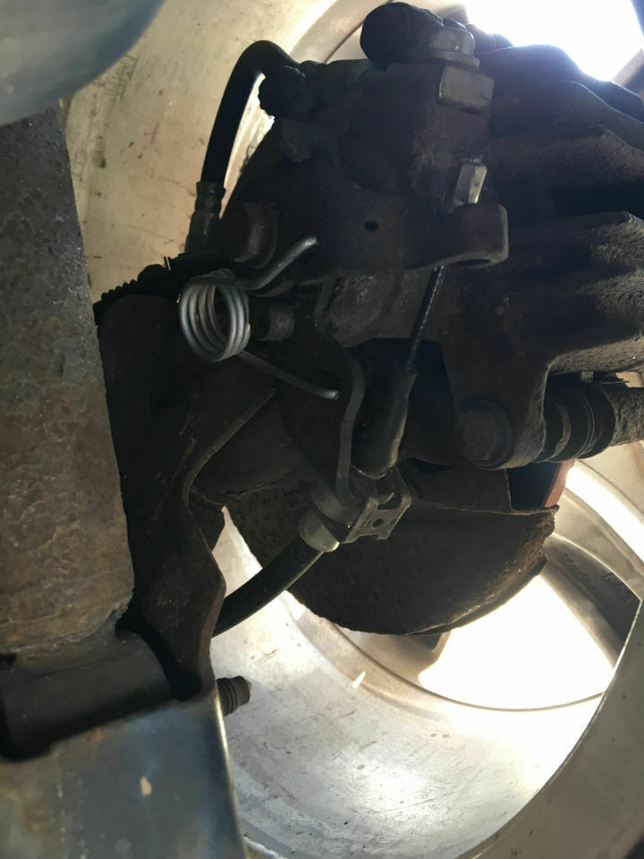 Handbremse klemmt - VW Golf 4