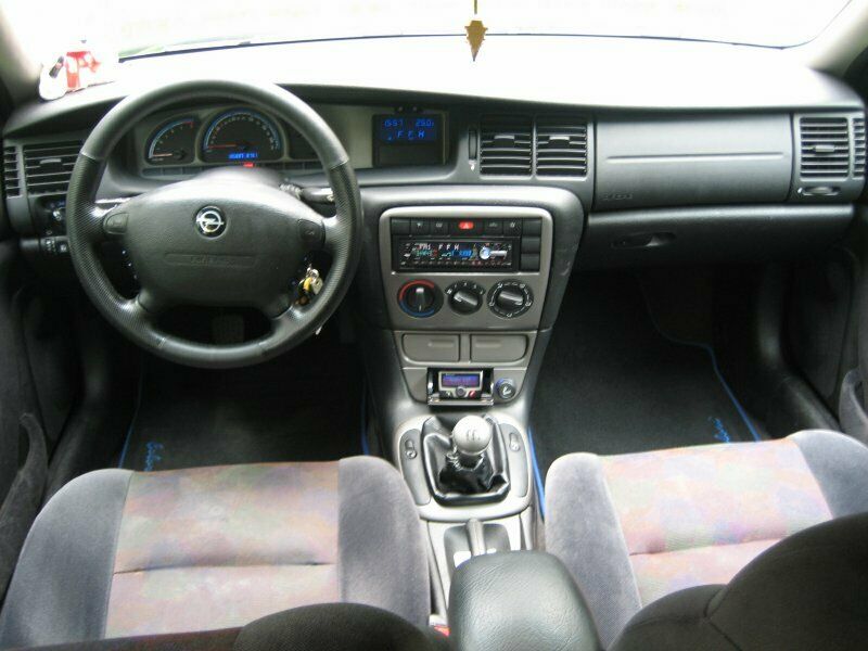 Handy am steuer zum zweiten