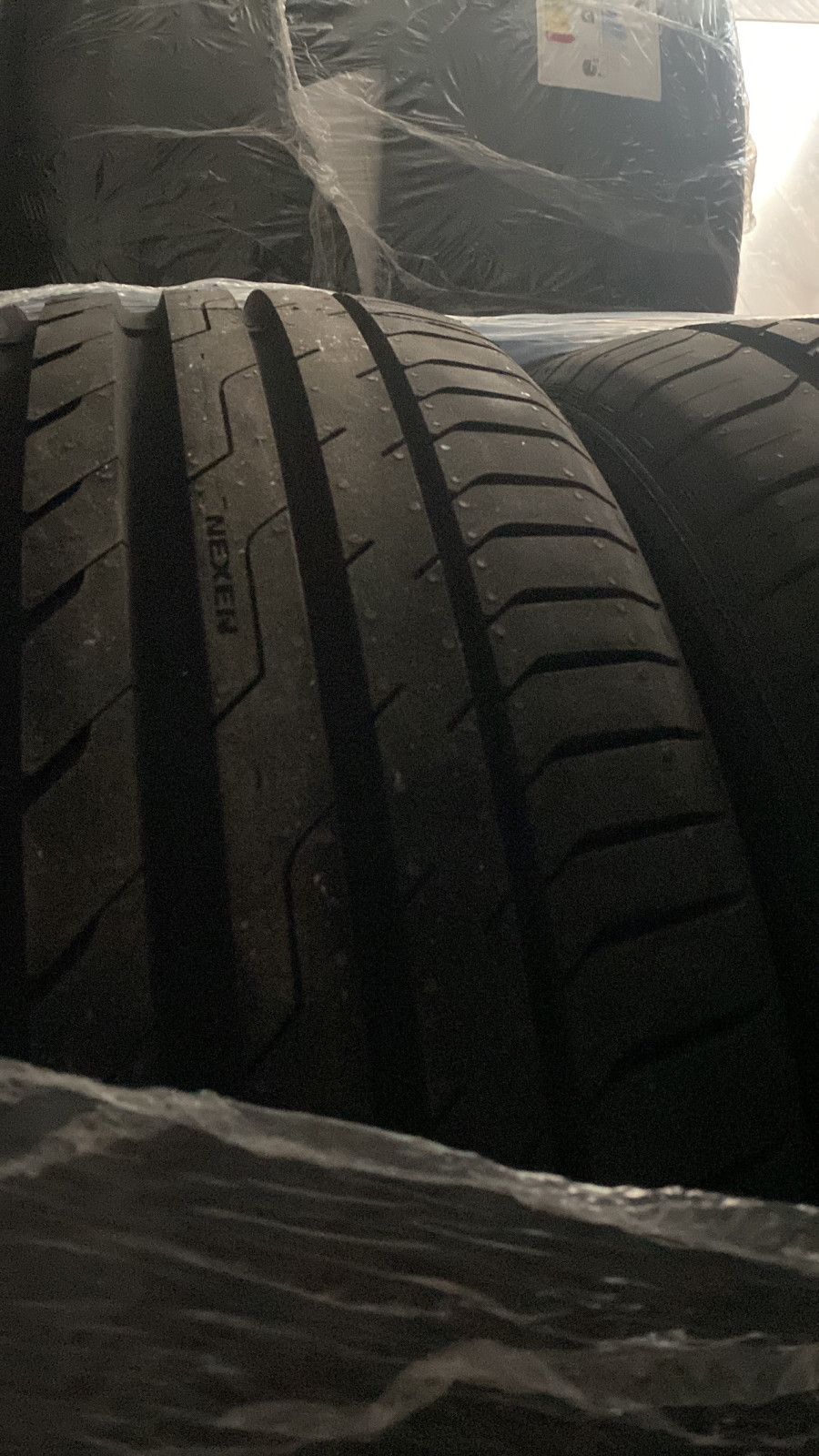 Hankook evo 2 oder 3 versus Nexen N’FERA RU1/SU1 beim 520d. Wer hat Erfahrung im Vergleich bei 20'?